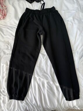lululemon Black Women's Jogger XS
